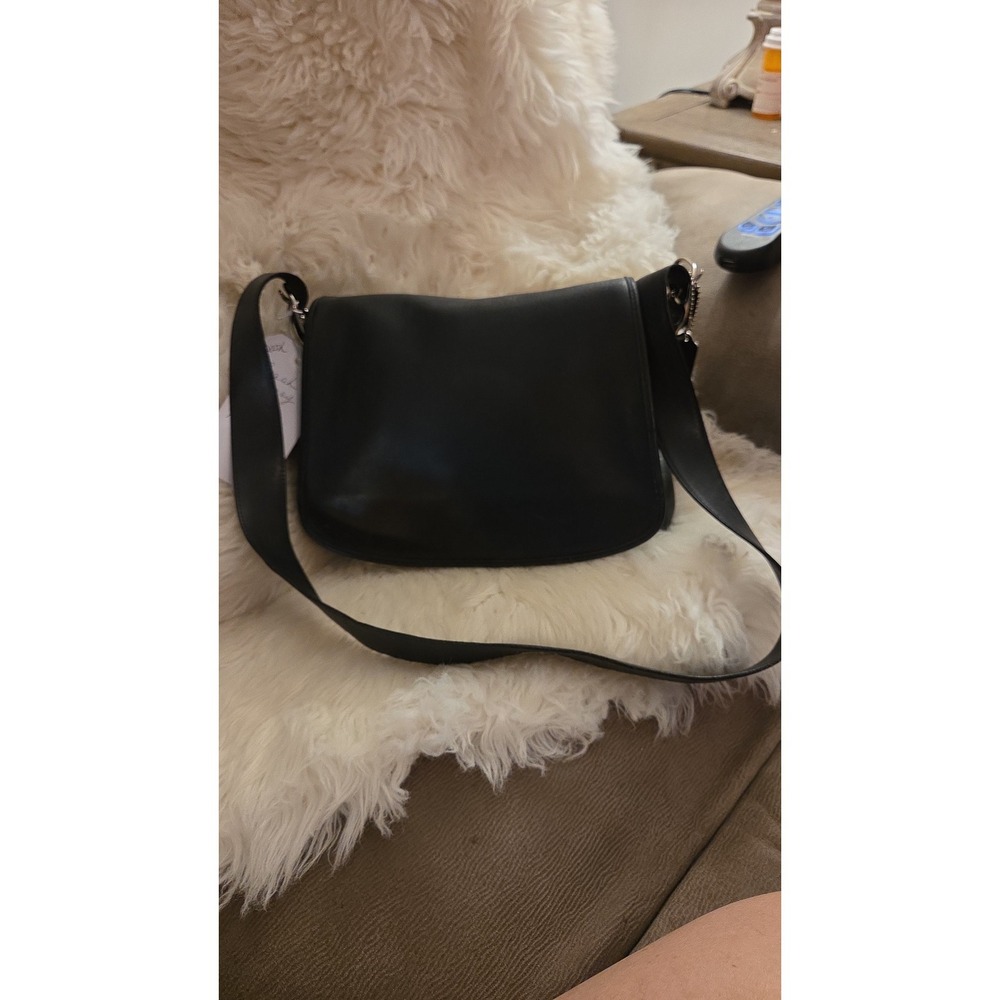 #V25 Coach vintage Legacy flap crossbody